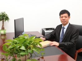 總經(jīng)理  柒葉荷